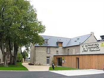 Logis Hotel Le Prieure Des Gourmands Châteaubriant Exterior photo